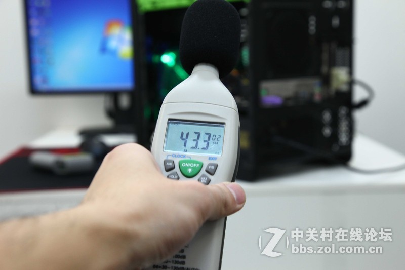 【灯控最爱】GTX960JetStream+碳立方+海魔120=光影魔术手，温度噪音大考验！！