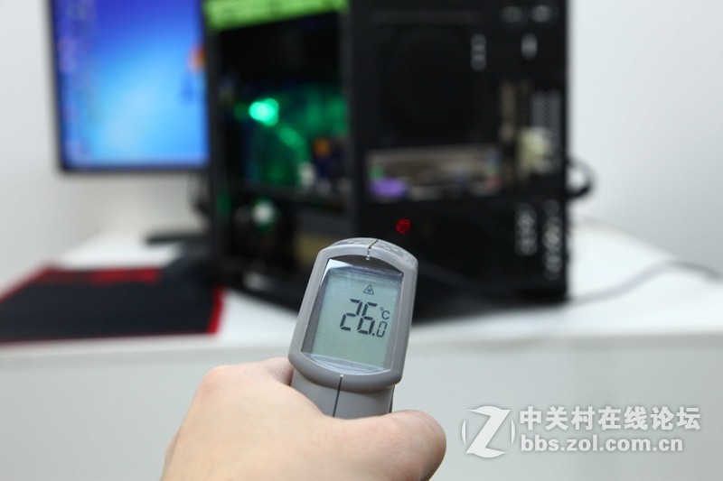 【灯控最爱】GTX960JetStream+碳立方+海魔120=光影魔术手，温度噪音大考验！！