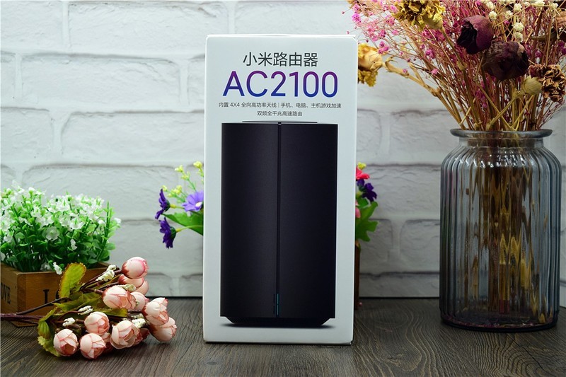 有颜值更有实力，最大可连128台设备：小米路由器AC2100评测！