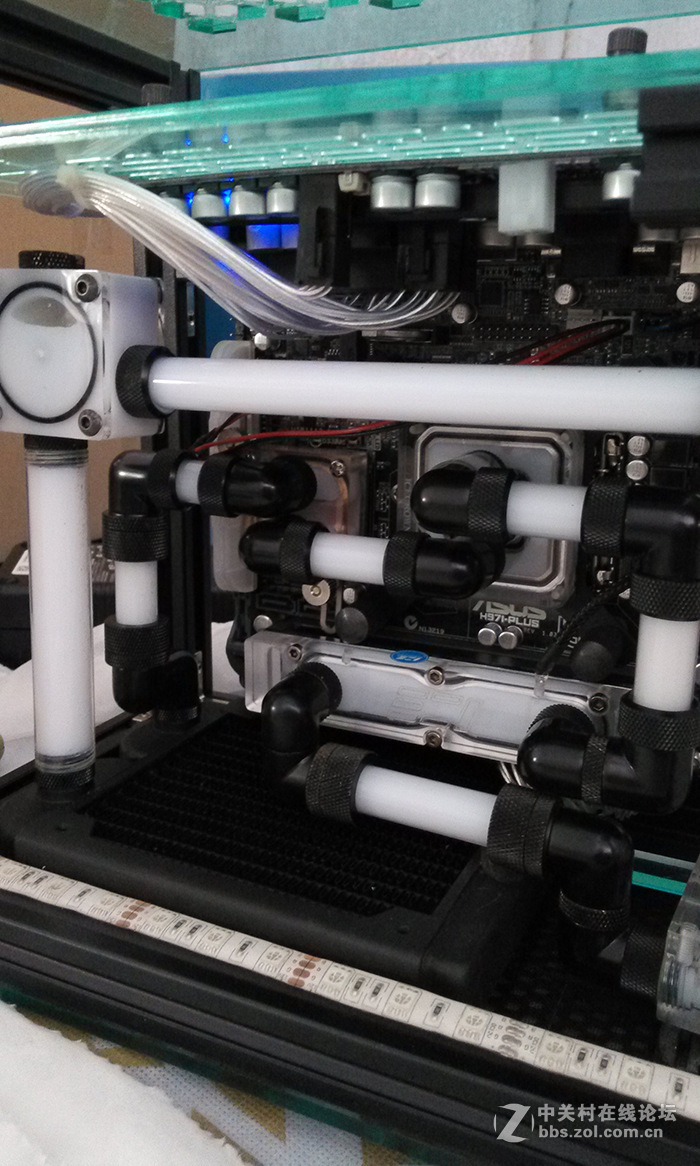 简单打造HTPC迷你机桌/桌机/桌箱一体