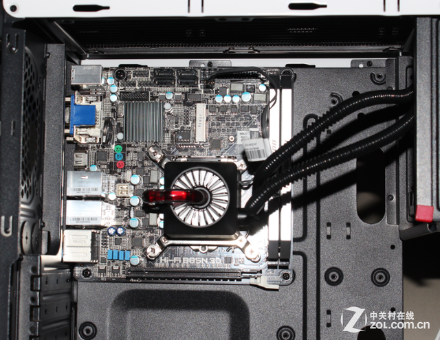 2015新理念 金河田超越beyond机箱评测