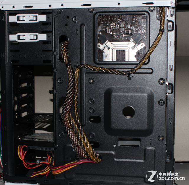 2015新理念 金河田超越beyond机箱评测