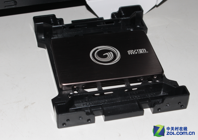 2015新理念 金河田超越beyond机箱评测