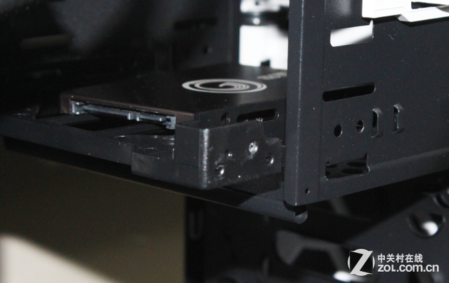 2015新理念 金河田超越beyond机箱评测