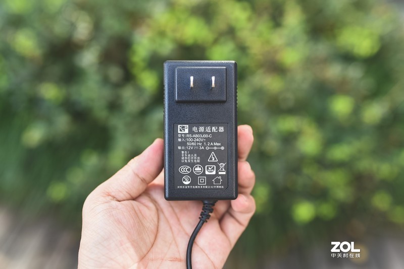 怀旧成就经典，巫单曲人生CD机重现CD唱机的新形态