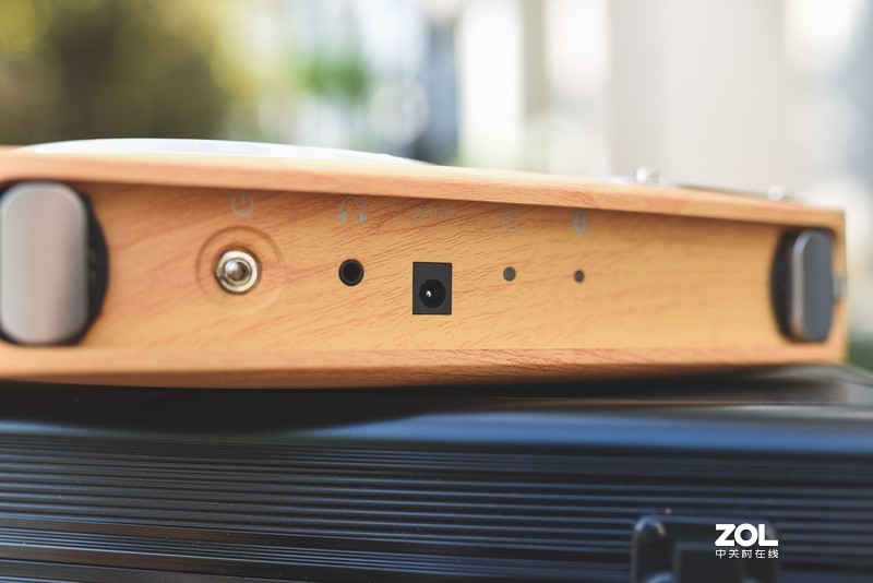 怀旧成就经典，巫单曲人生CD机重现CD唱机的新形态