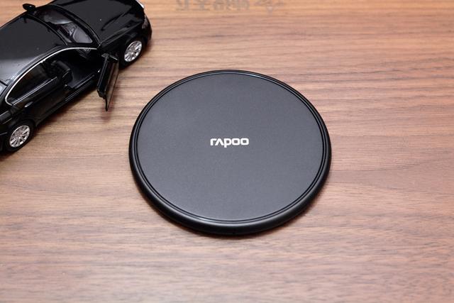 你的Qi无线充电器也能为鼠标充电了，雷柏MT750pro来了