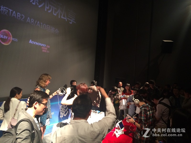 声临其境 联想平板 TAB2 A10 携杜比全景声悦耳呈现