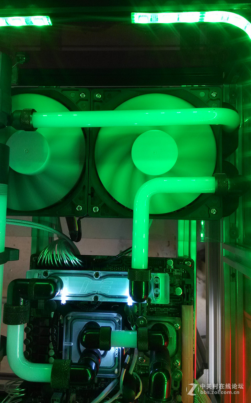 简单打造HTPC迷你机桌/桌机/桌箱一体