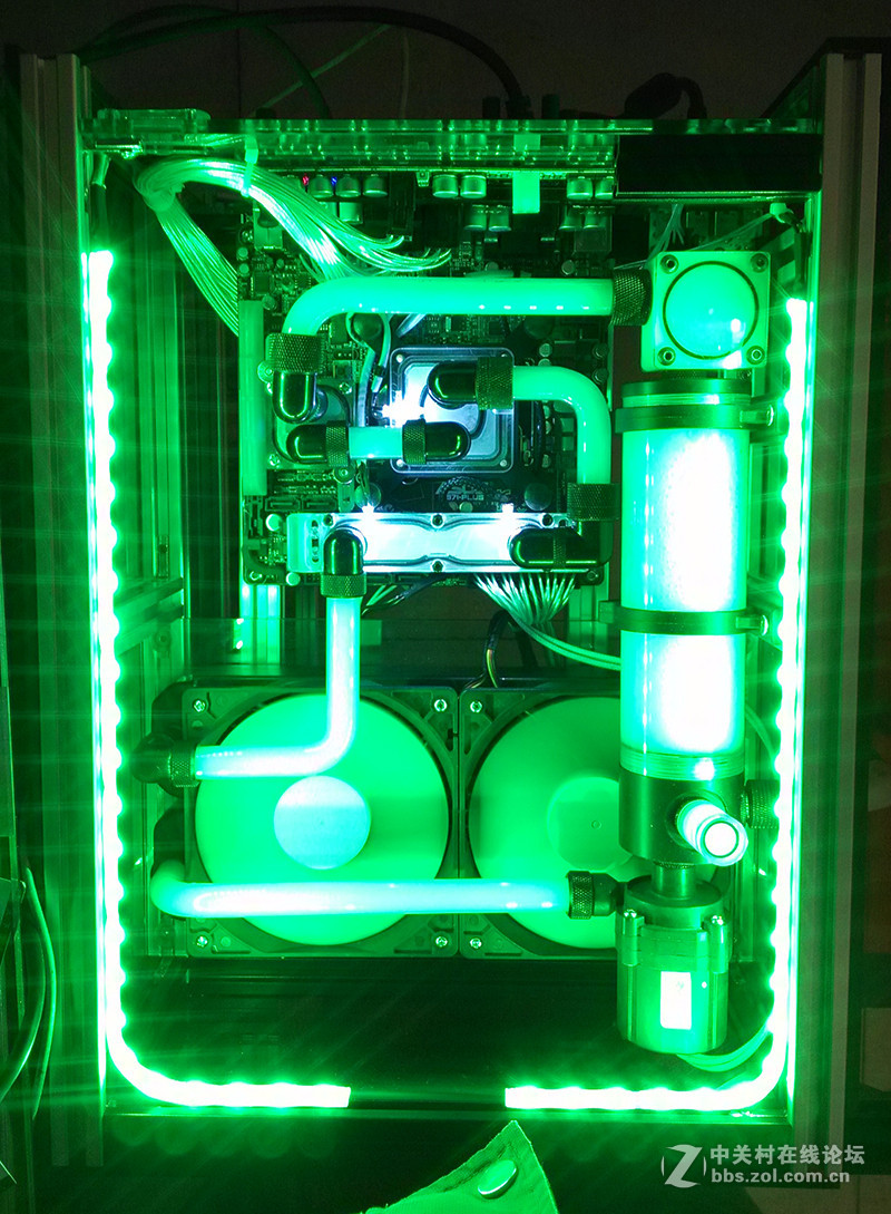 简单打造HTPC迷你机桌/桌机/桌箱一体