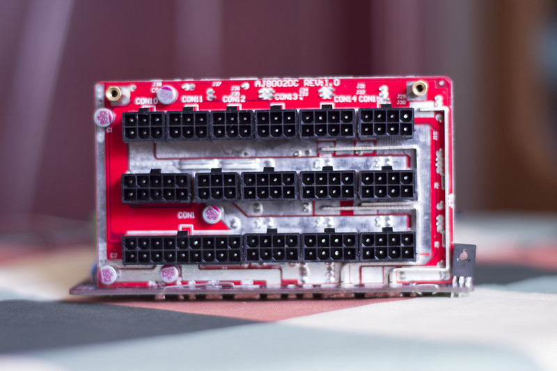 先马750W金牌全能模组开箱、拆解分析