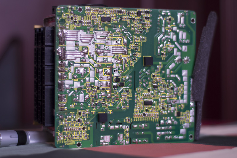 先马750W金牌全能模组开箱、拆解分析