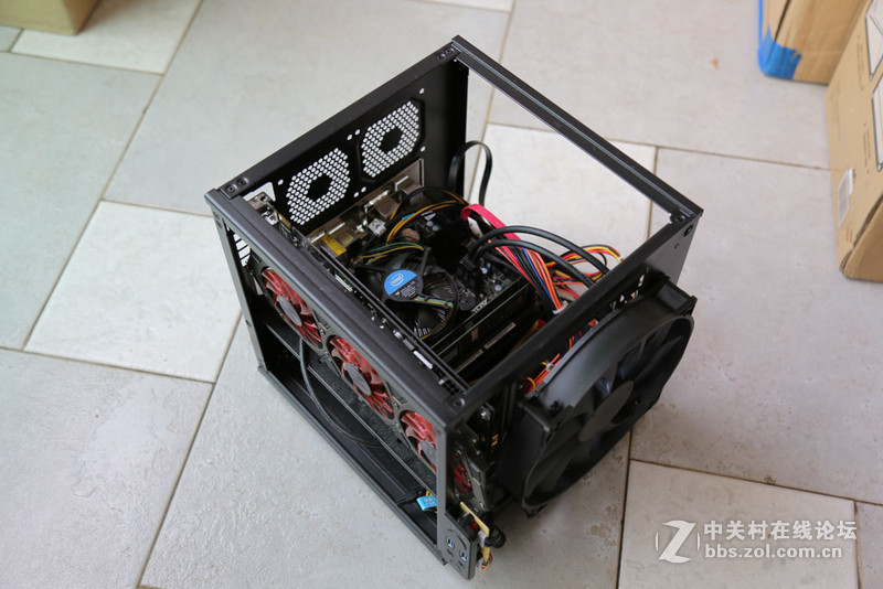 ITX小主机升级 GTX960 超长卡 机箱给力居然塞进去了。