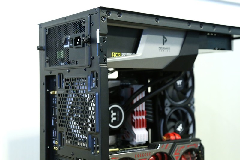 预算2万 9900K加2080显卡配安钛克冰钻机箱打造RGB信仰主机