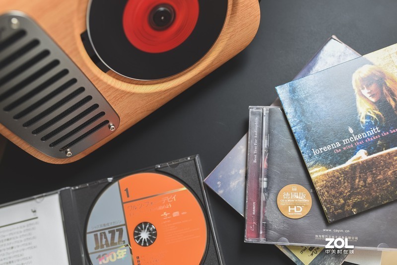 怀旧成就经典，巫单曲人生CD机重现CD唱机的新形态