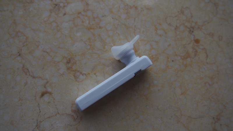 我家的耳机会拍照-BTK C1蓝牙耳机