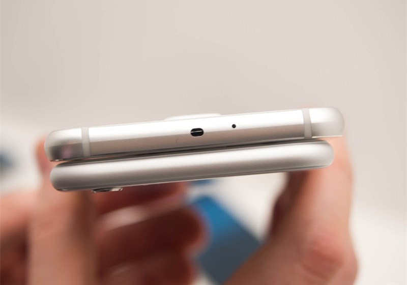 iPhone 6/GALAXY S6外观对比，你愿意为谁买单？