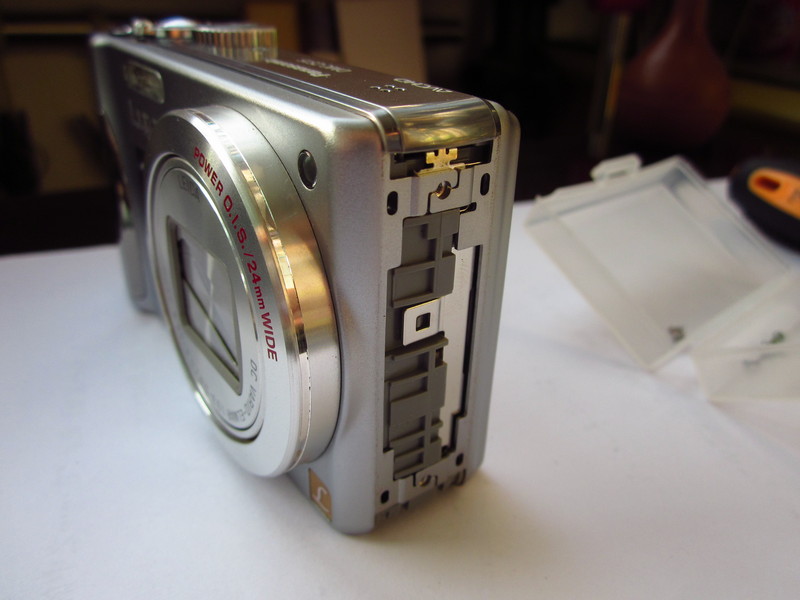 松下ZS10拆机，CCD除灰体验。与大家共享。