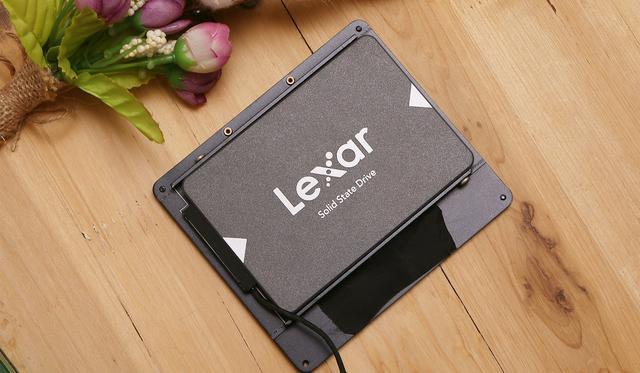 电脑升级必备，雷克沙NS100固态硬盘装机体验