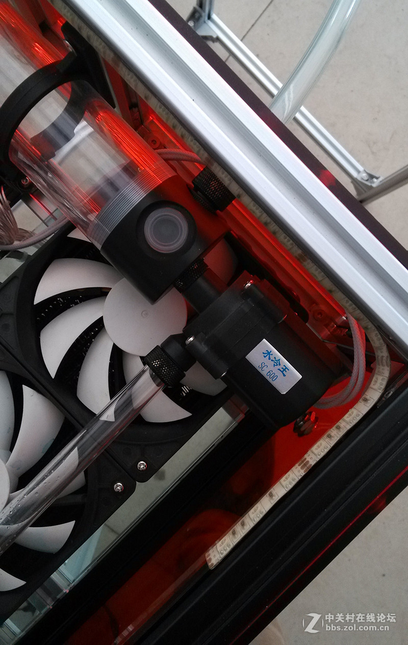 简单打造HTPC迷你机桌/桌机/桌箱一体