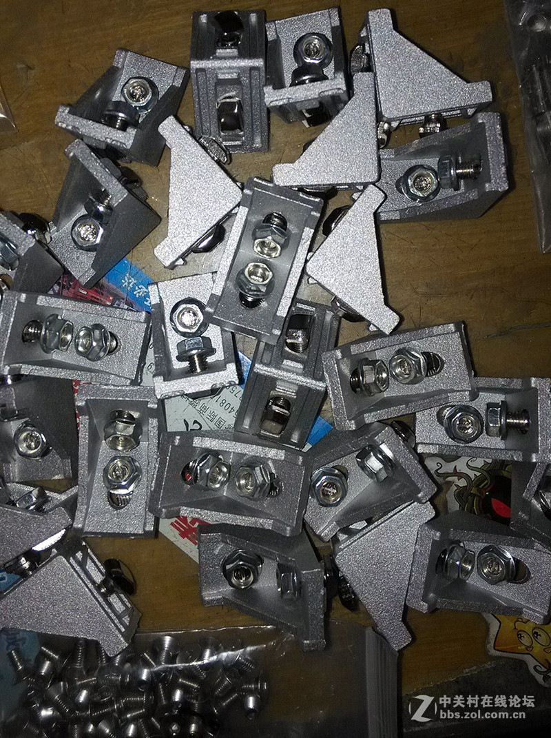 简单打造HTPC迷你机桌/桌机/桌箱一体