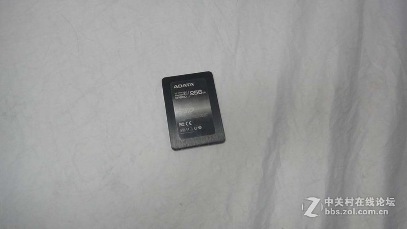 机械硬盘换成SSD后，提升相当大