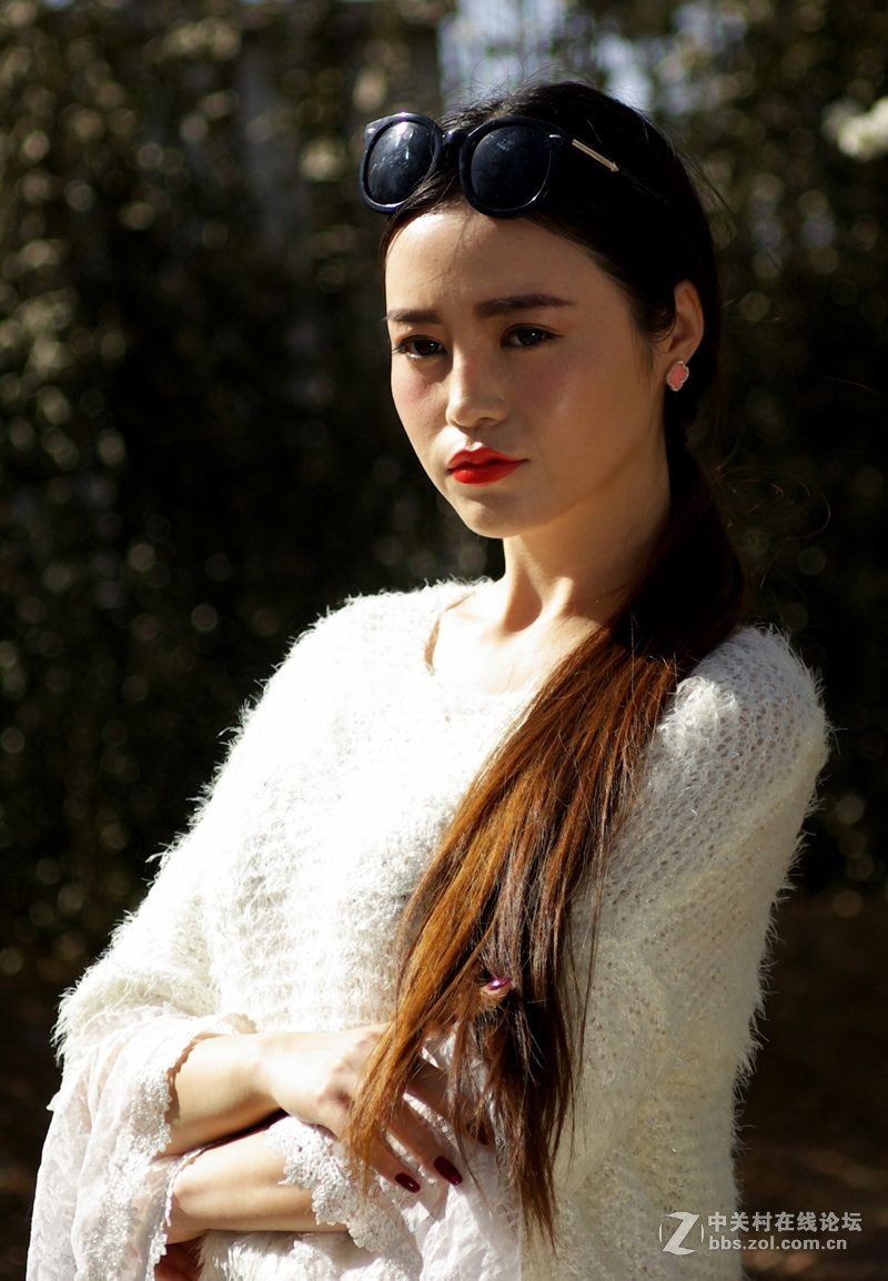 试拍强光下的人像fa7o2oof456