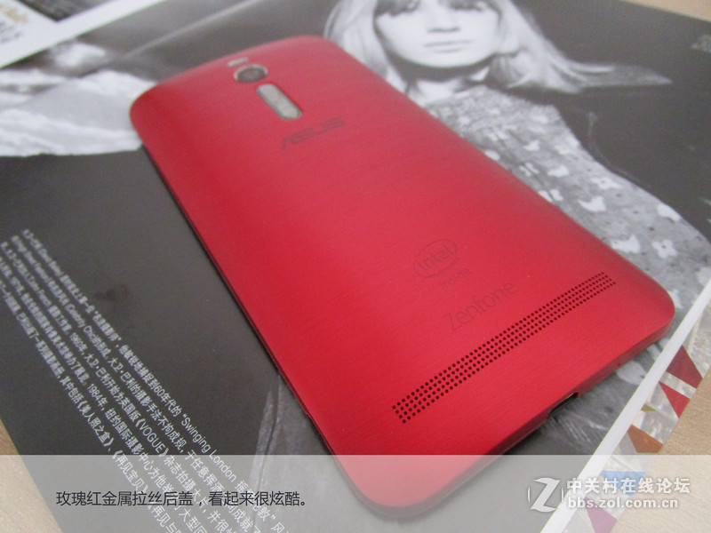 ZenFone2来了 — — 炫丽外观，全新视觉体验