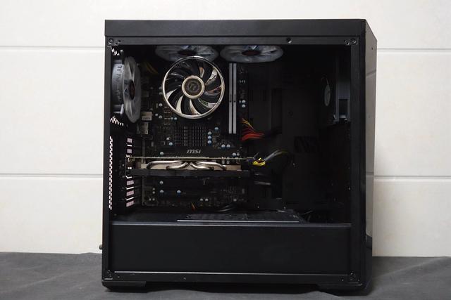 又一款高颜值的RGB下压式散热，Tt飓风散热器上手