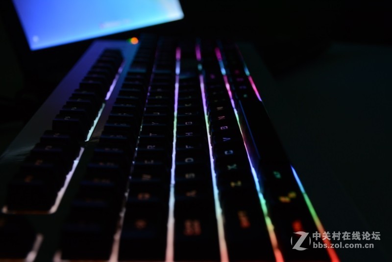 白了，瘦了，美了， OMG定制版富勒SC950静电容键盘过手小谈