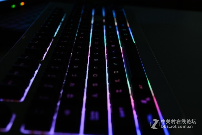 白了，瘦了，美了， OMG定制版富勒SC950静电容键盘过手小谈