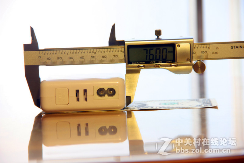 旅行出国不用愁，玛雅全球充电器评测