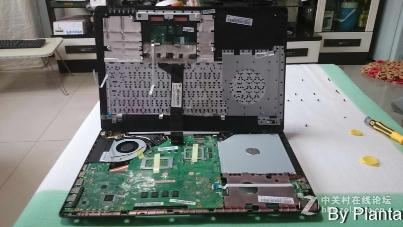 华硕A550JK笔记本升级无线网卡实现WIDI功能-拆机篇