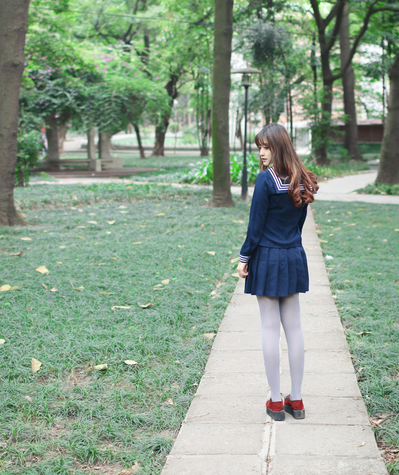 人像作品《水手服》