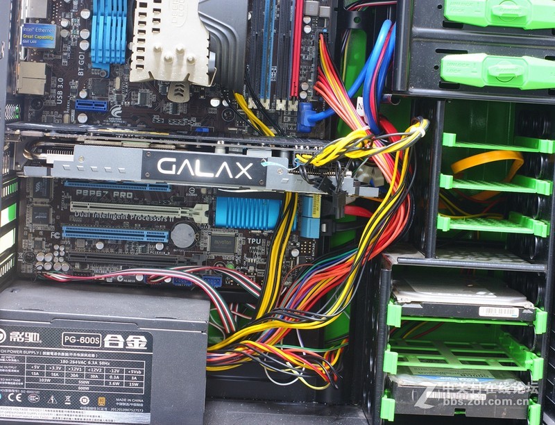 影驰GTX960骨灰黑将已入，小小的来测试下性能如何。