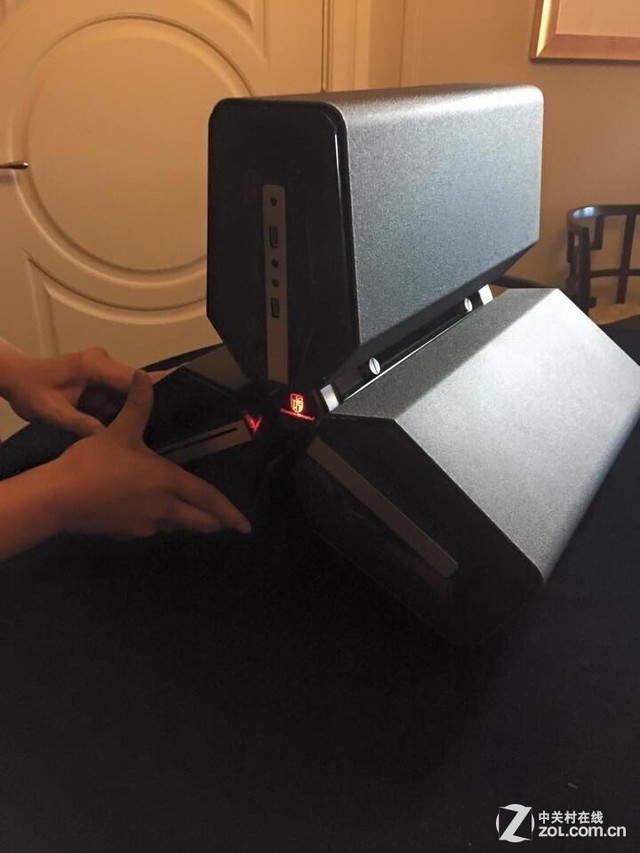 【新闻速递】2999？九州风神发布TRISTELLAR机箱