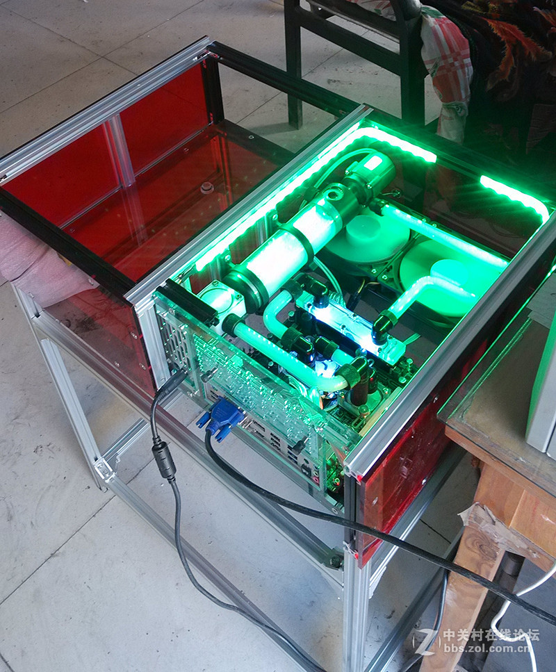 简单打造HTPC迷你机桌/桌机/桌箱一体