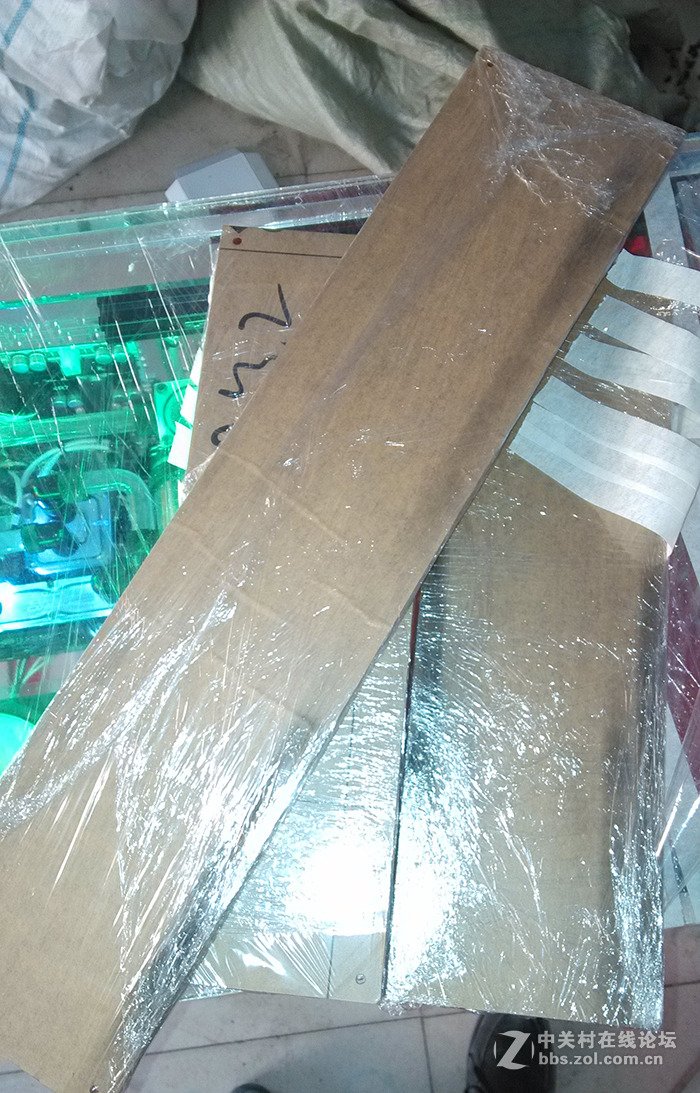 简单打造HTPC迷你机桌/桌机/桌箱一体