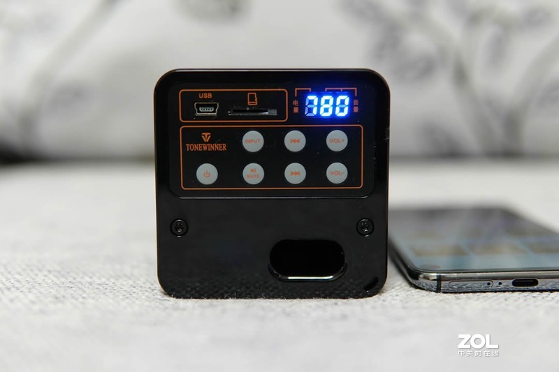 天逸TY-B04多功能蓝牙音箱：体积越来越小，不变的是品质