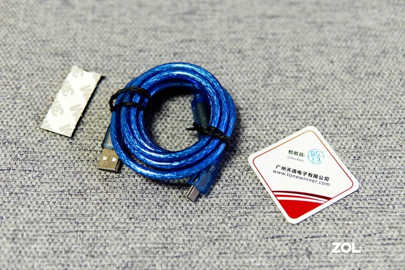 天逸TY-B04多功能蓝牙音箱：体积越来越小，不变的是品质