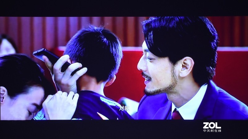 追求品质感的观影体验 优派X10-4K家用投影仪