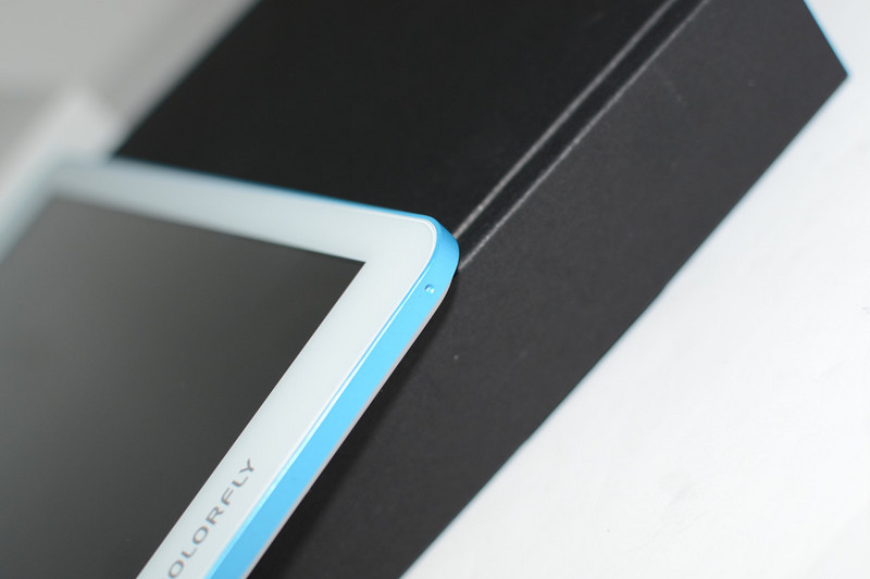 #我是七彩虹G708绝配达人#这个手机有点大，一只手拿不下。