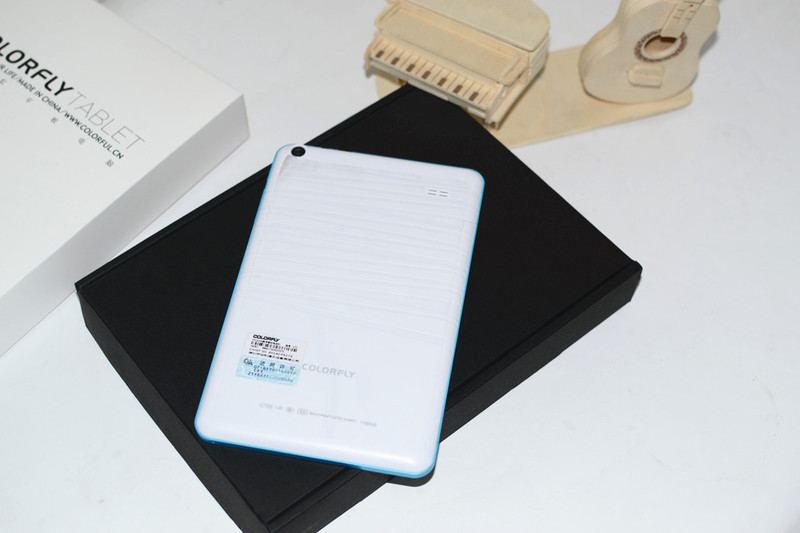 #我是七彩虹G708绝配达人#这个手机有点大，一只手拿不下。