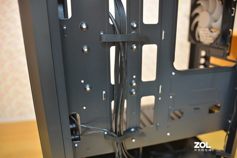 静音与杀光小能手，金河田静音坊开箱