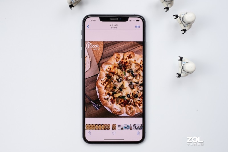 在iPhone 11准备到来时，爱机要怎么样去保护？我选择了它