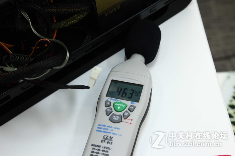 【灯控最爱】GTX960JetStream+碳立方+海魔120=光影魔术手，温度噪音大考验！！