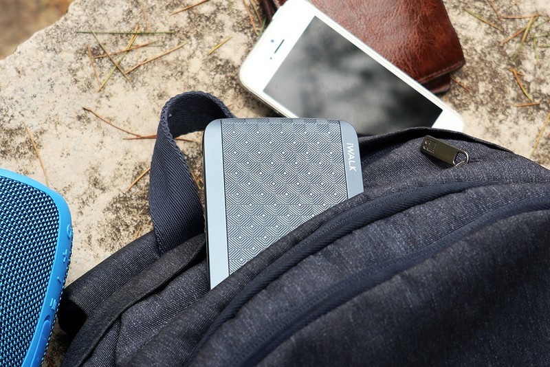 用的人都竖大拇指——iWALK-魔蝎12000X移动电源