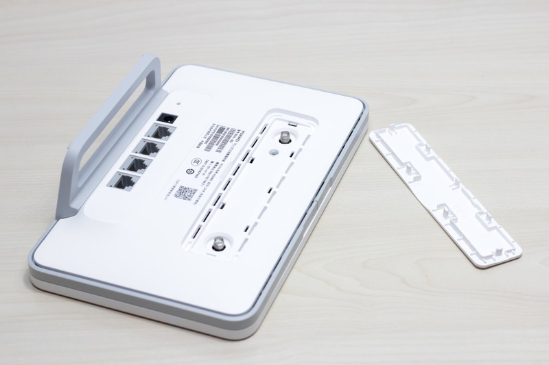 插卡宽带兼备，畅行天下无忧---华为移动路由4G路由2 Pro体验