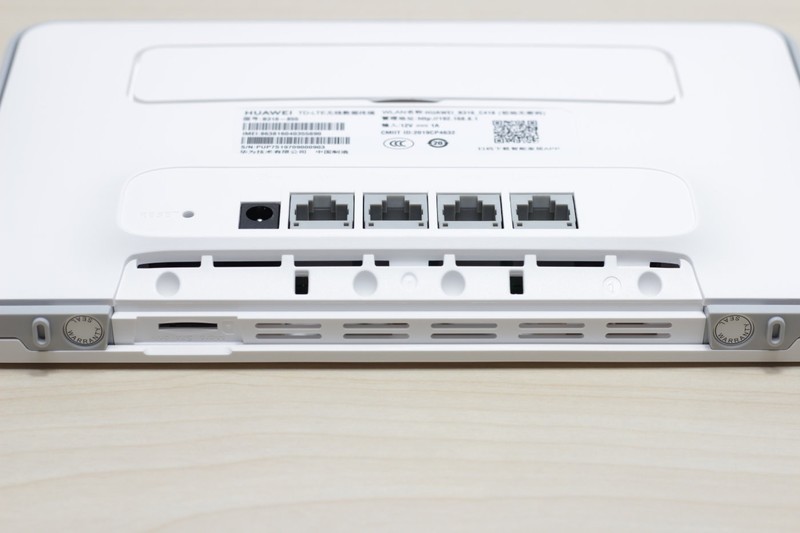 插卡宽带兼备，畅行天下无忧---华为移动路由4G路由2 Pro体验