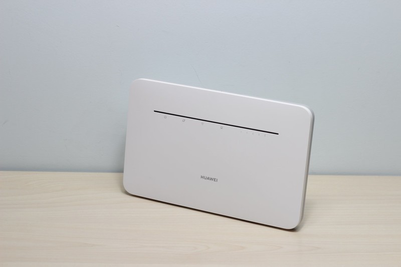 插卡宽带兼备，畅行天下无忧---华为移动路由4G路由2 Pro体验